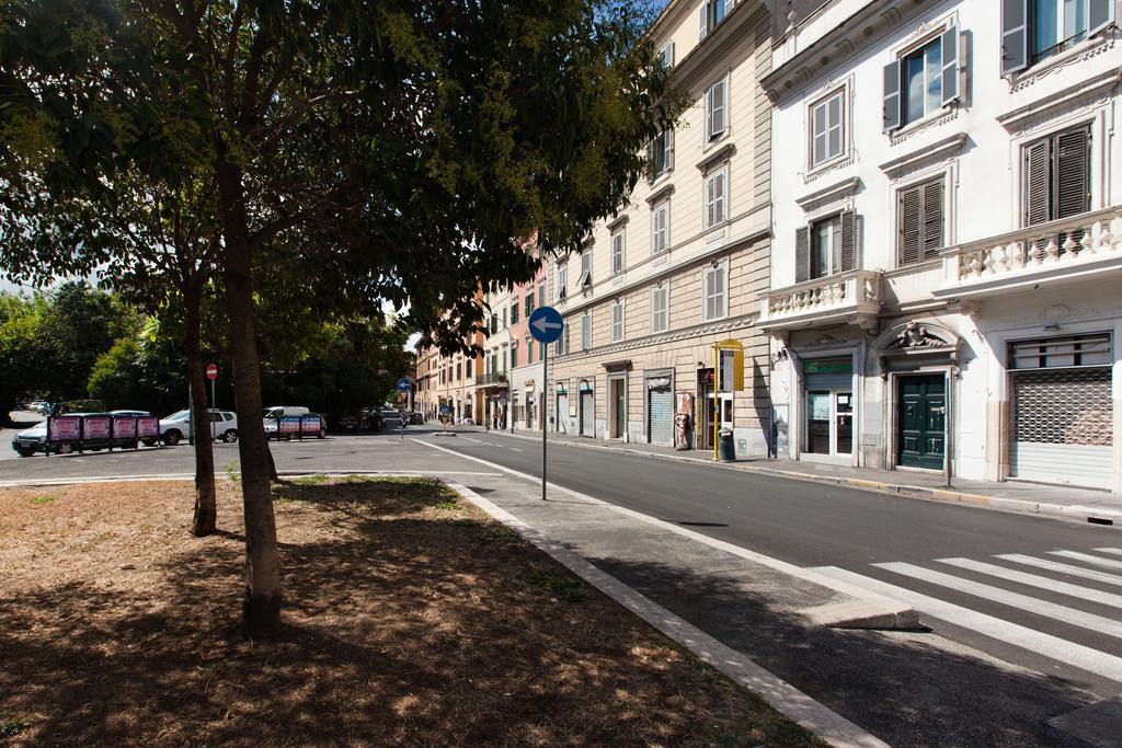Impero Vaticano San Pietro Bed & Breakfast 2*